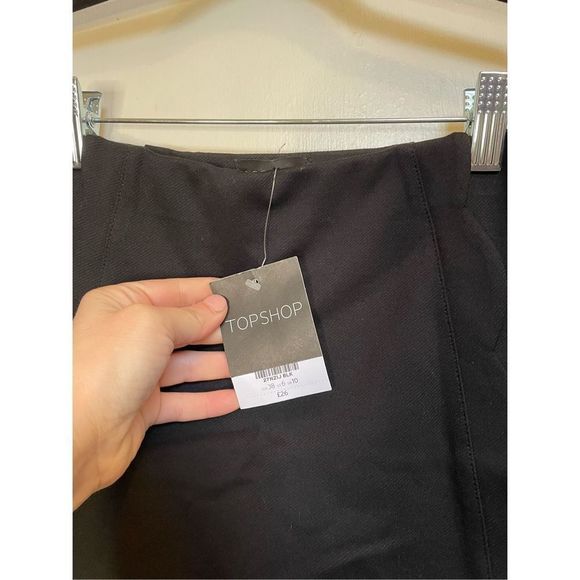 Topshop Scalloped Mini Skirt in Black size 6 NWT - Picture 11 of 11